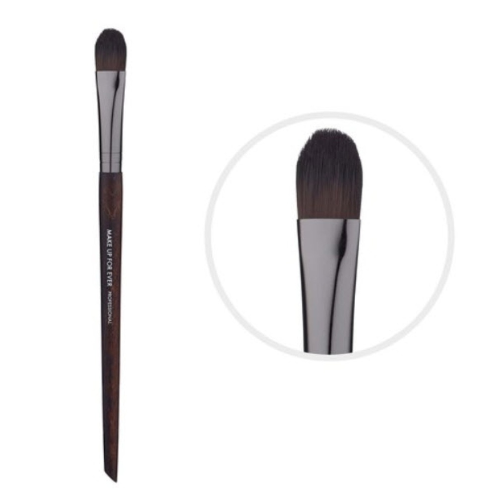 NEW Make Up For Ever #230 Large Shader Brush